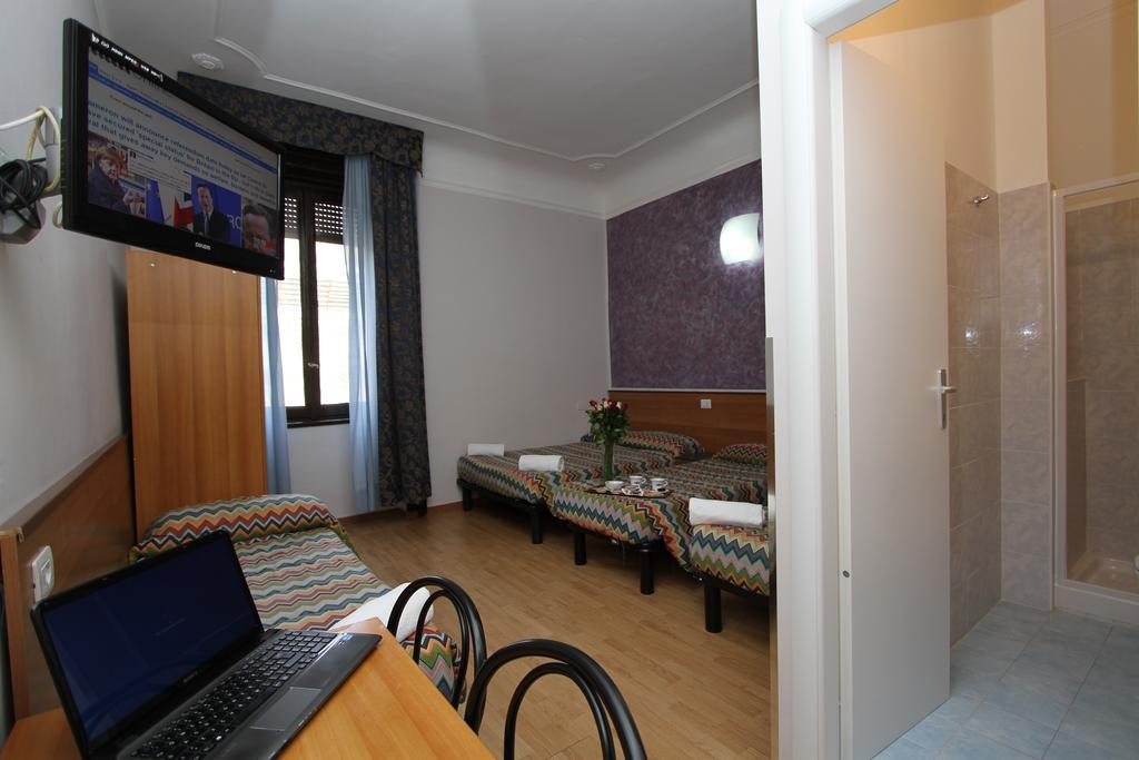 Hotel Brasil Milan — Zdjęcia 3
